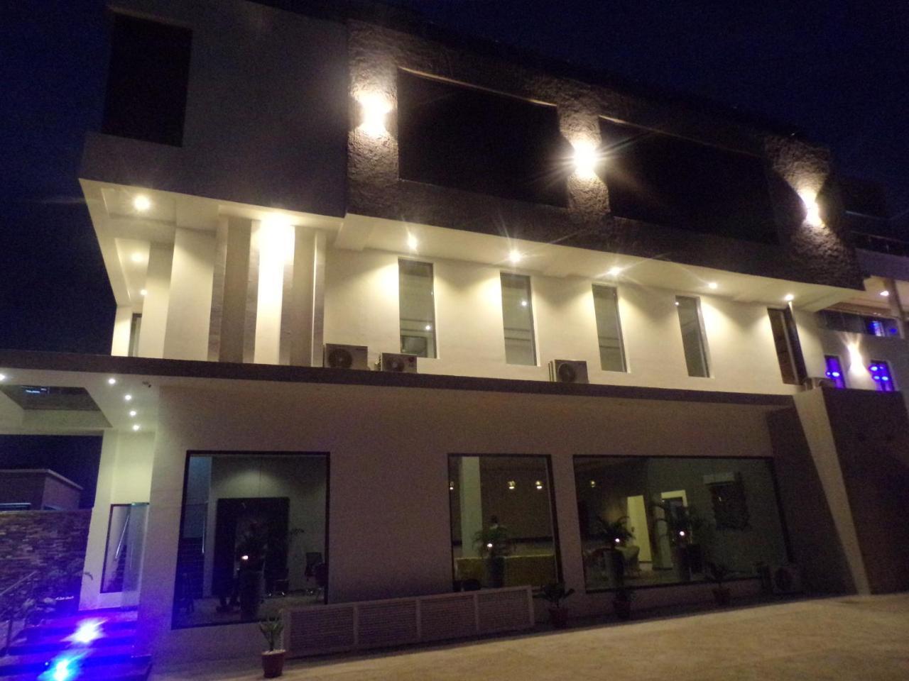 The Mayhill Lekki Zewnętrze zdjęcie