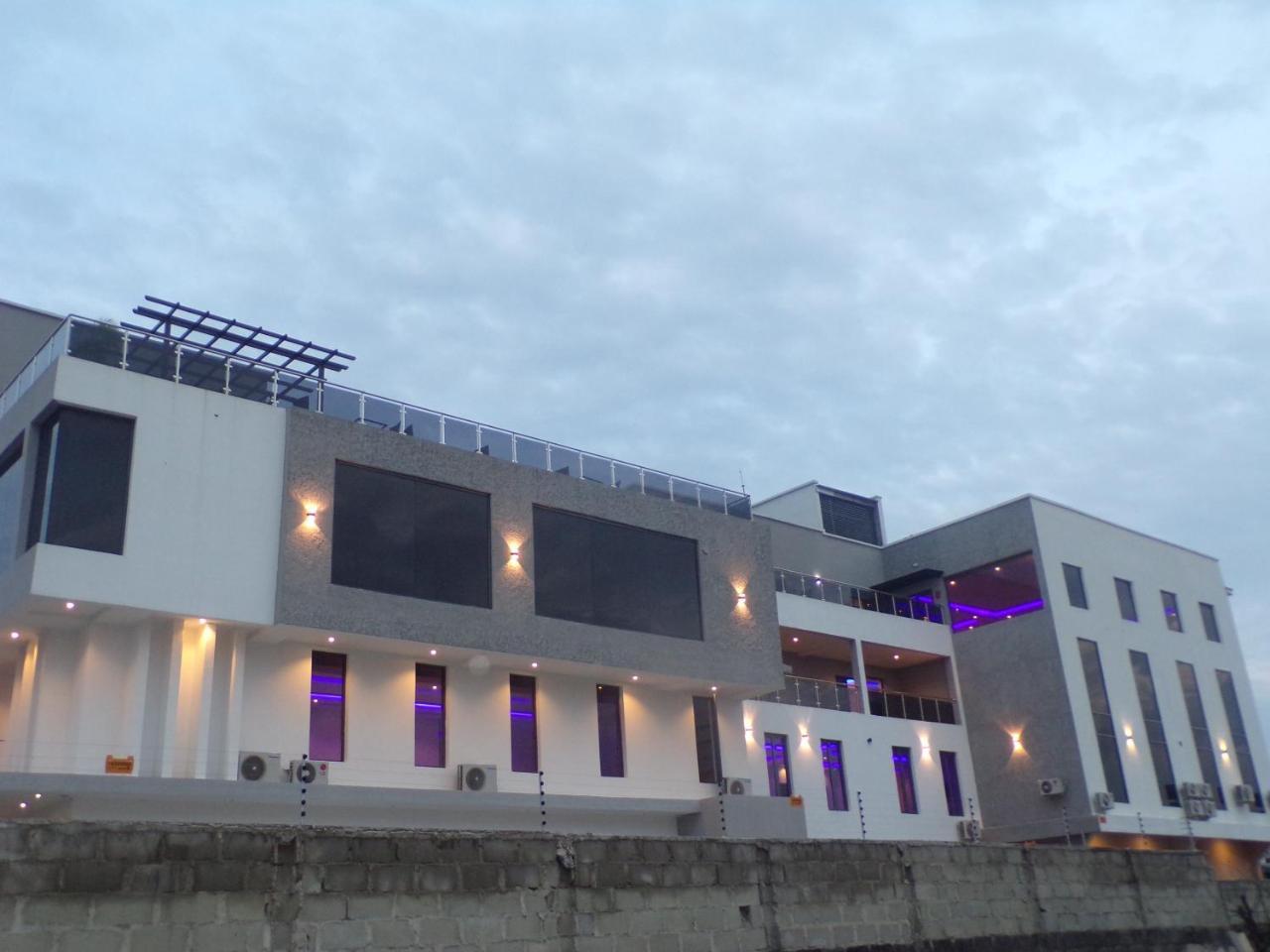 The Mayhill Lekki Zewnętrze zdjęcie